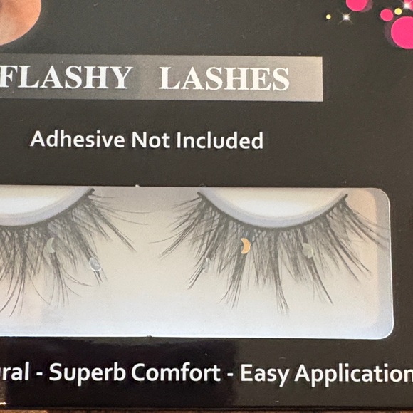 Flashy Lashes Set - Picture 2 of 7